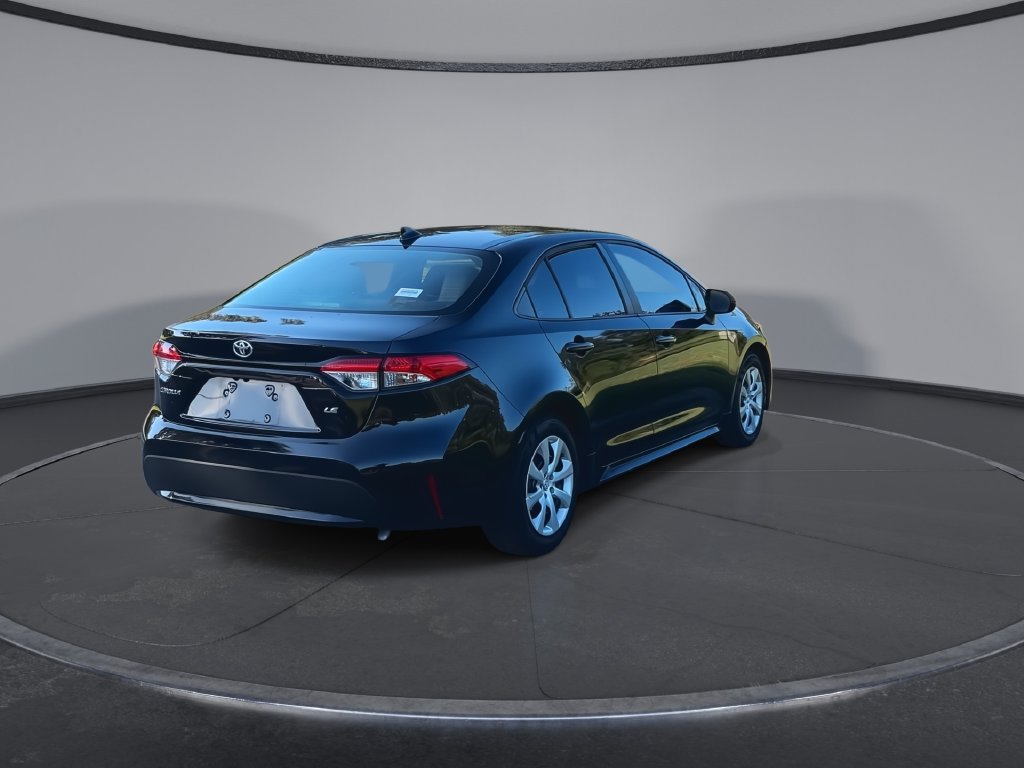 Used 2022 Toyota Corolla LE FWD image 8