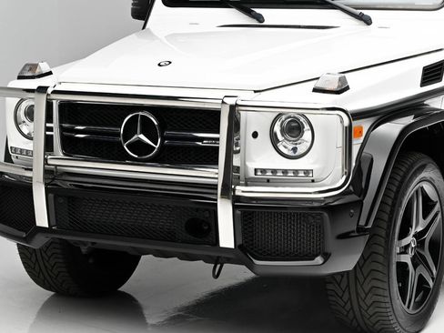 Used 2017 Mercedes-Benz G 550 image 8