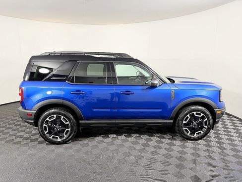 Used 2023 Ford Bronco Sport Outer Banks w/ Tech Package image 6