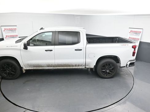 Used 2022 Chevrolet Silverado 1500 Custom image 25