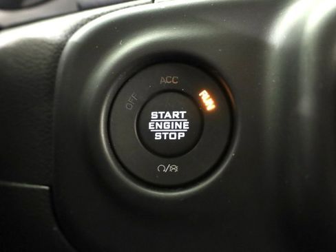 Used 2023 Jeep Gladiator Mojave w/ Cold Weather Group image 29