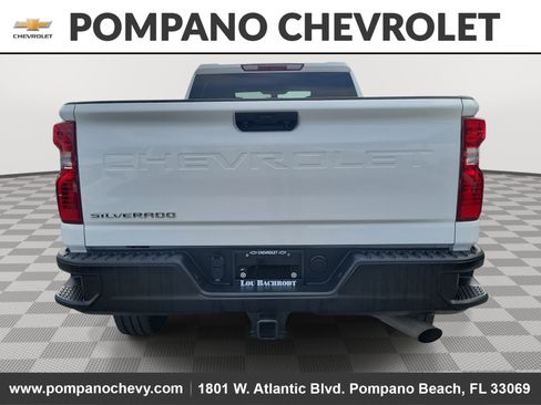 Used 2023 Chevrolet Silverado 2500 W/T w/ WT Convenience Package image 4