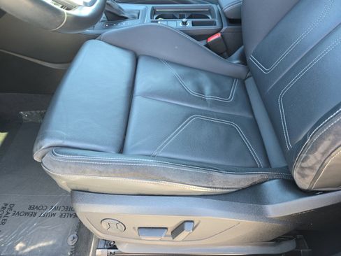 Used 2020 Audi Q3 2.0T Premium Plus image 18