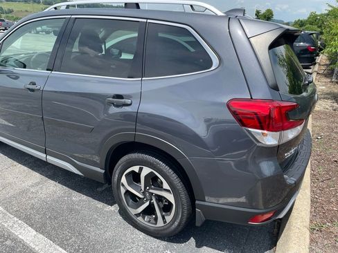 Used 2022 Subaru Forester Touring w/ Popular Package #2 AWD/4WD image 13