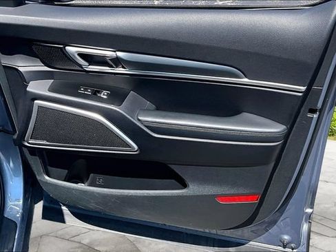 Used 2021 Kia Telluride S FWD image 22