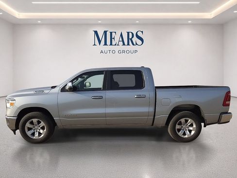 Used 2024 RAM 1500 Laramie RWD image 2