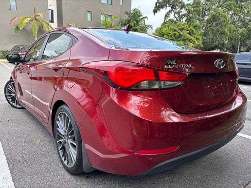 Used 2015 Hyundai Elantra SE w/ Option Group 02 image 3