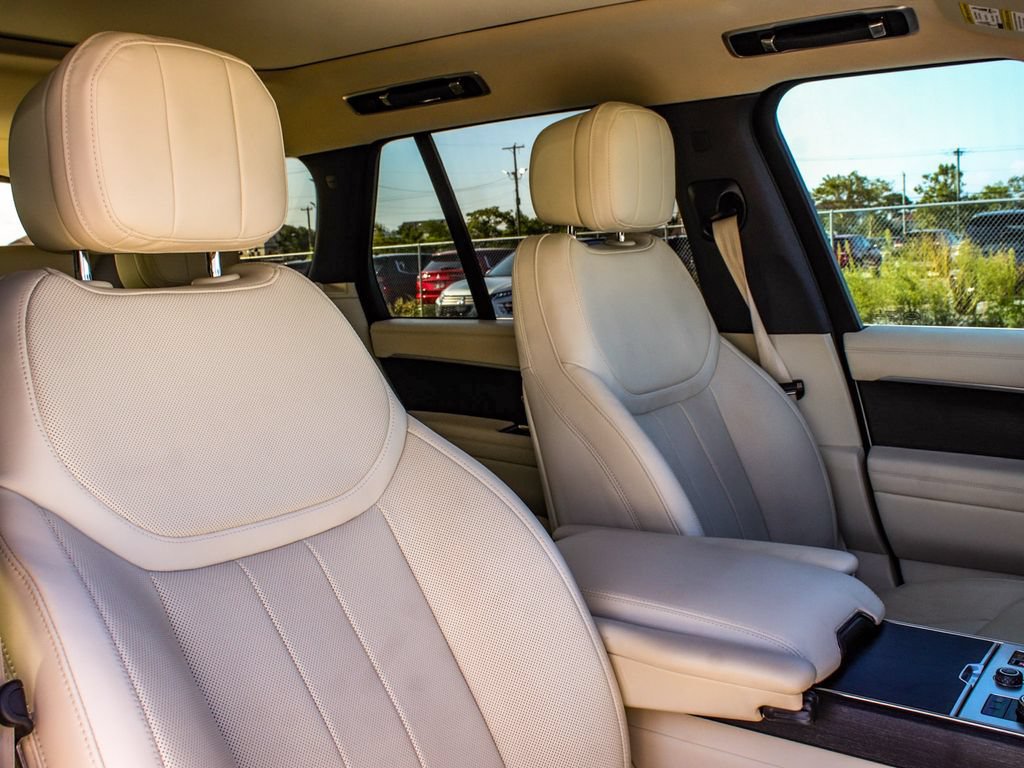 Used 2023 Land Rover Range Rover SE AWD/4WD image 42