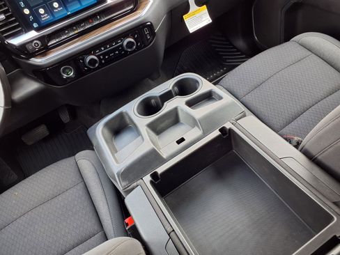 Used 2022 Chevrolet Silverado 1500 LT image 11