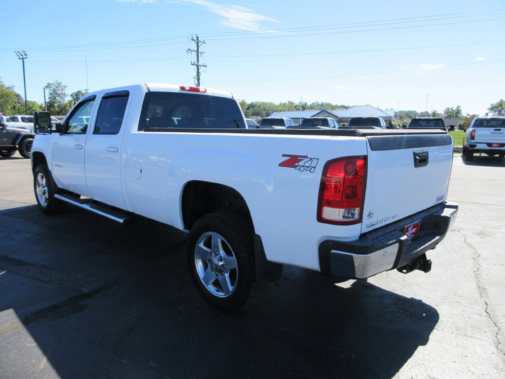 Used 2014 GMC Sierra 2500 SLT w/ SLT Convenience Package AWD/4WD image 11