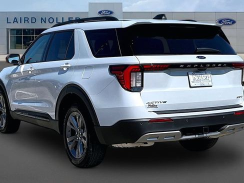 New 2026 Ford Explorer Active w/ Active Comfort Package AWD/4WD image 3