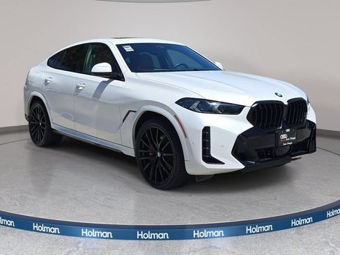Used 2024 BMW X6 xDrive40i w/ Premium Package AWD/4WD image 4