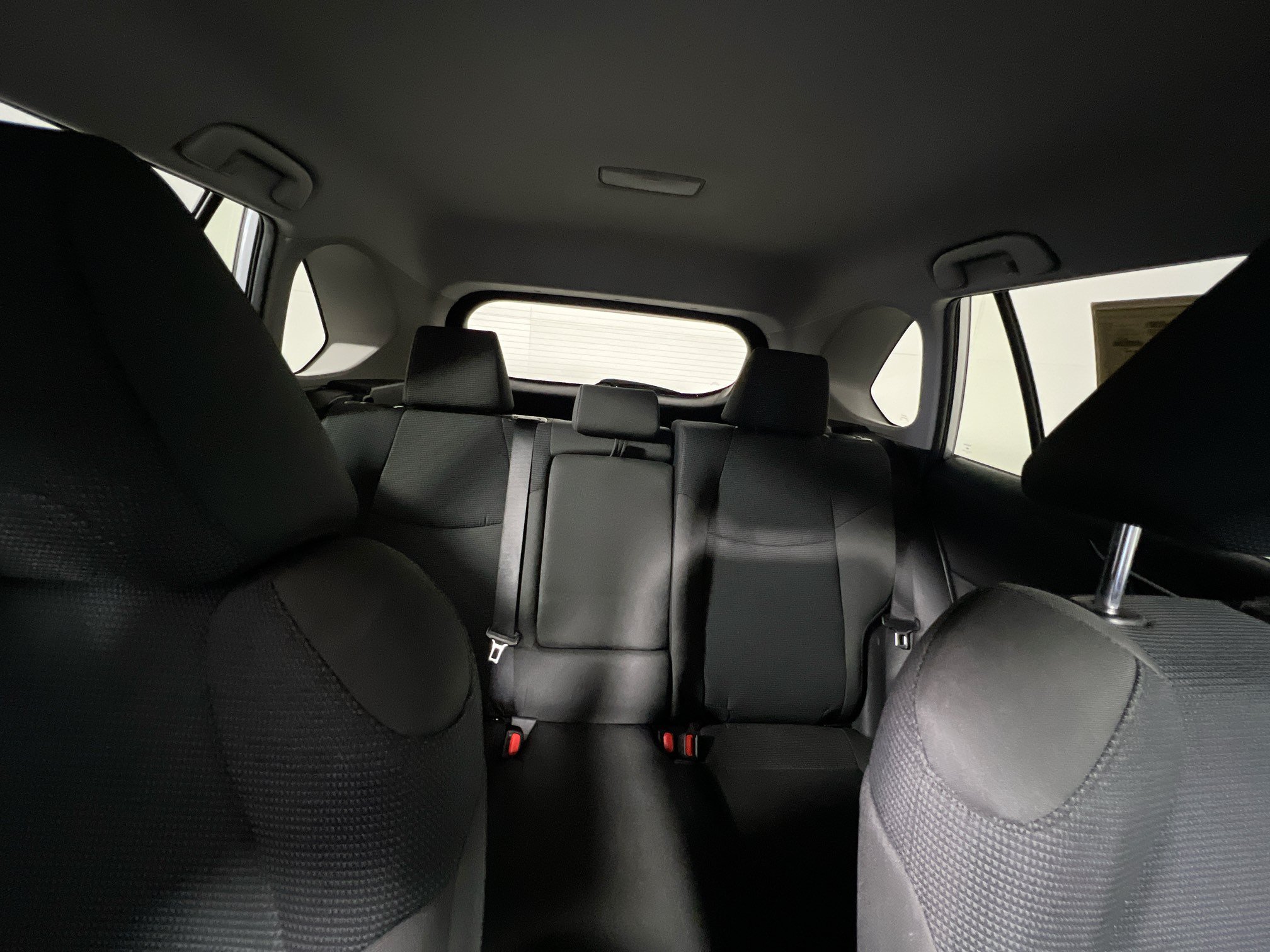 Used 2025 Toyota RAV4 LE AWD/4WD image 32