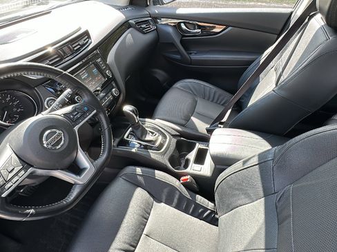 Certified 2022 Nissan Rogue Sport SL w/ Premium Package image 23