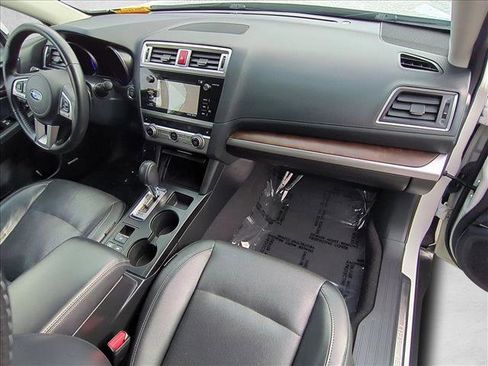 Used 2015 Subaru Outback 2.5i Limited image 22