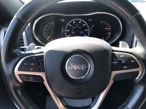 Used 2016 Jeep Grand Cherokee Laredo 75th Anniversary image 31