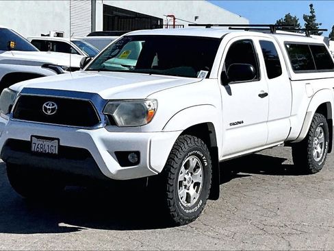 Used 2013 Toyota Tacoma 4x4 Access Cab V6 w/ TRD Off-Road Pkg image 3