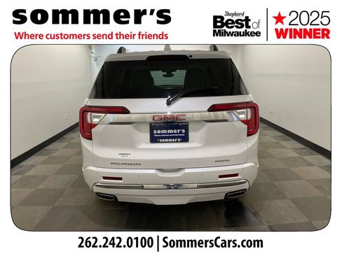Used 2023 GMC Acadia Denali w/ Denali Ultimate Package image 4