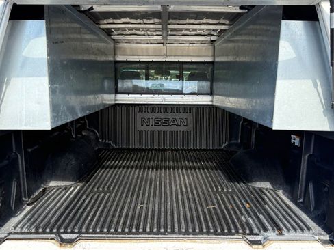 Used 2008 Nissan Frontier SE w/ SE Value Truck Pkg image 29