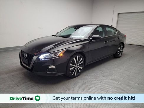 Used 2021 Nissan Altima 2.5 SR image 1