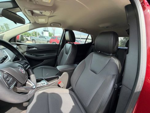 Used 2023 Buick Encore GX Select w/ Sport Touring Package FWD image 26