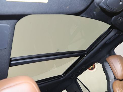 Used 2022 Lincoln Navigator Reserve image 13