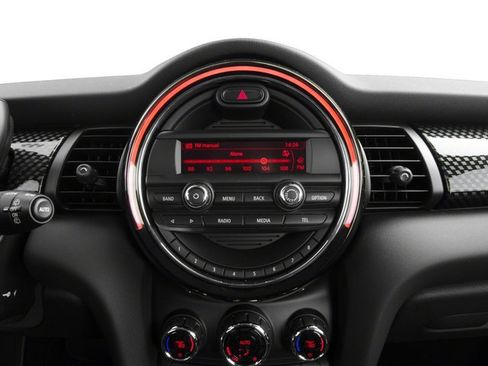 Used 2018 MINI Cooper S FWD image 10