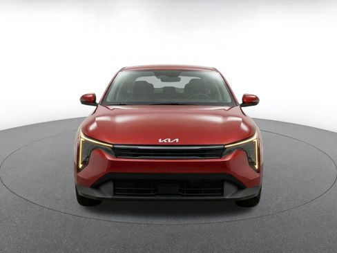 Used 2025 Kia K4 FWD image 2