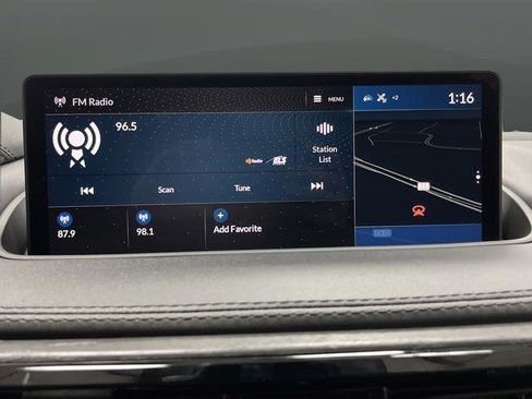 Used 2023 Acura MDX SH-AWD w/ Advance Package image 19