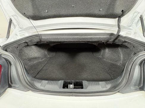 Used 2022 Ford Mustang Premium image 40