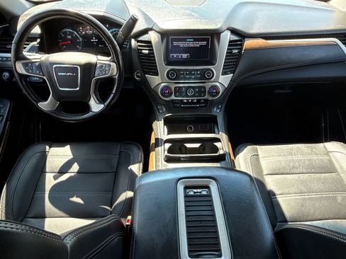 Used 2019 GMC Yukon XL Denali w/ Open Road Package AWD/4WD image 11
