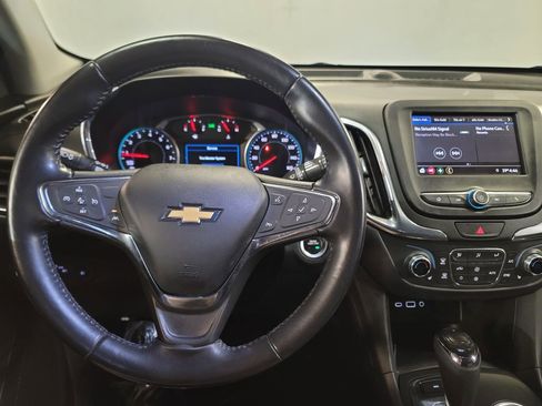 Used 2021 Chevrolet Equinox LT image 9