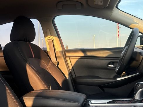 Certified 2025 Nissan Sentra SR FWD image 25