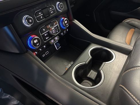 Used 2021 GMC Yukon AT4 w/ Rear Media and Nav Package image 16