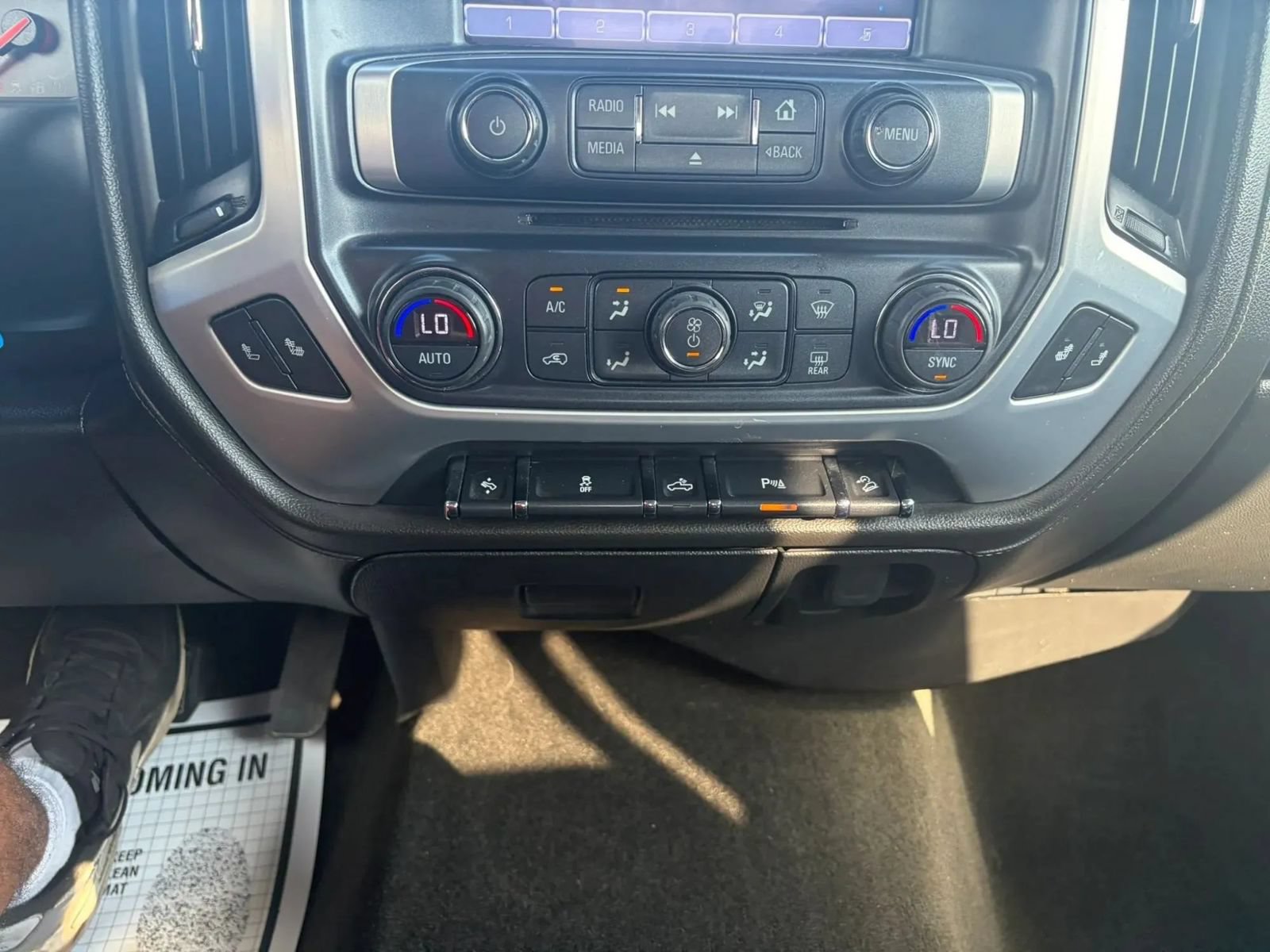 Used 2017 GMC Sierra 3500 SLT w/ Snow Plow Prep Package AWD/4WD image 16