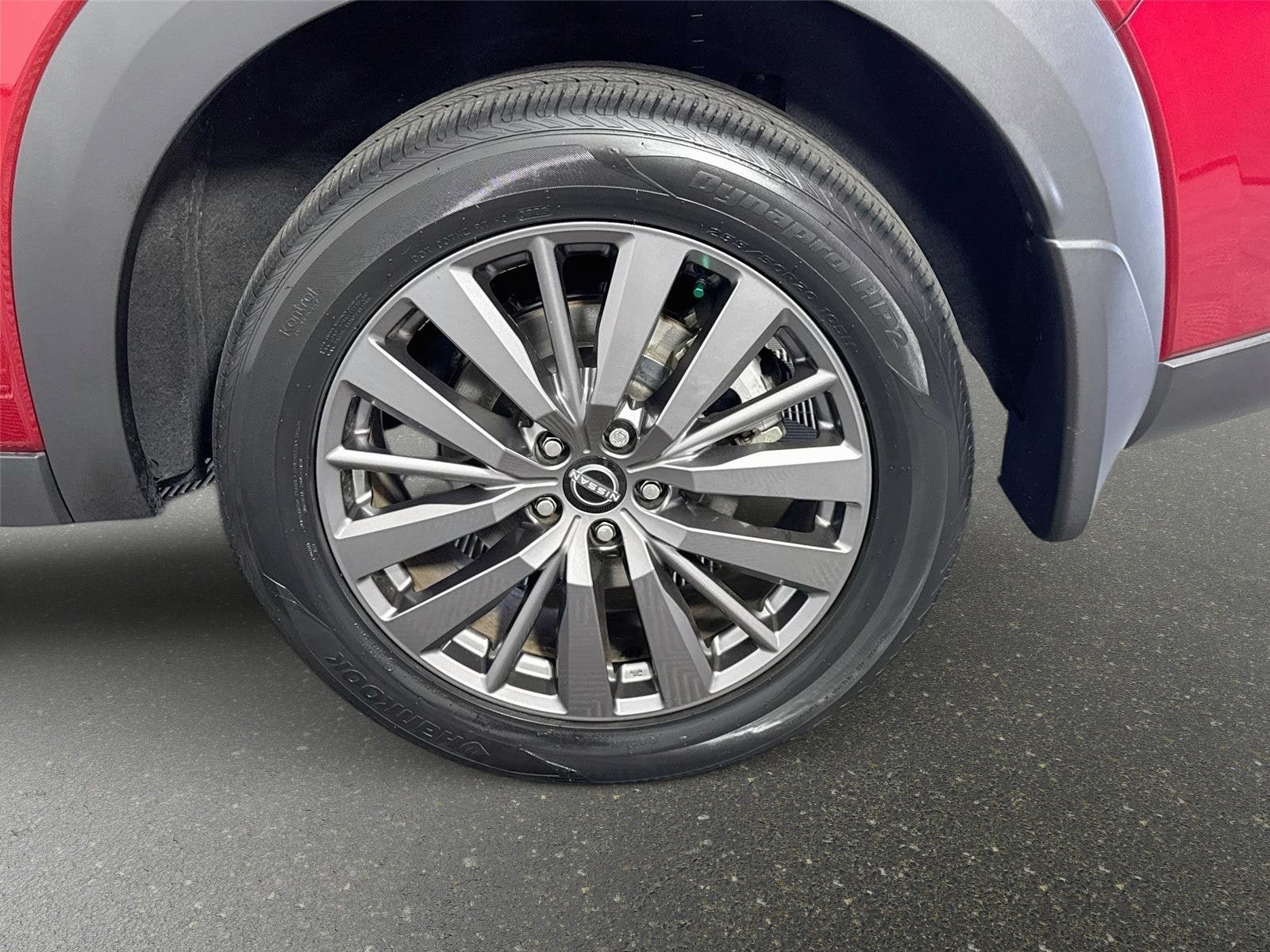 Used 2024 Nissan Pathfinder SL w/ SL Premium Package FWD image 32