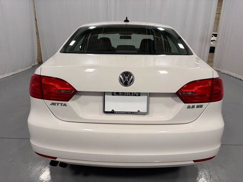 Used 2012 Volkswagen Jetta SE image 9