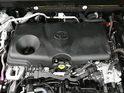 Used 2022 Toyota RAV4 XSE w/ Weather Package AWD/4WD image 13
