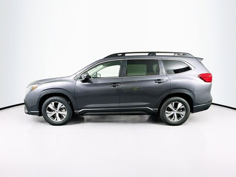 Used 2025 Subaru Ascent Premium image 4