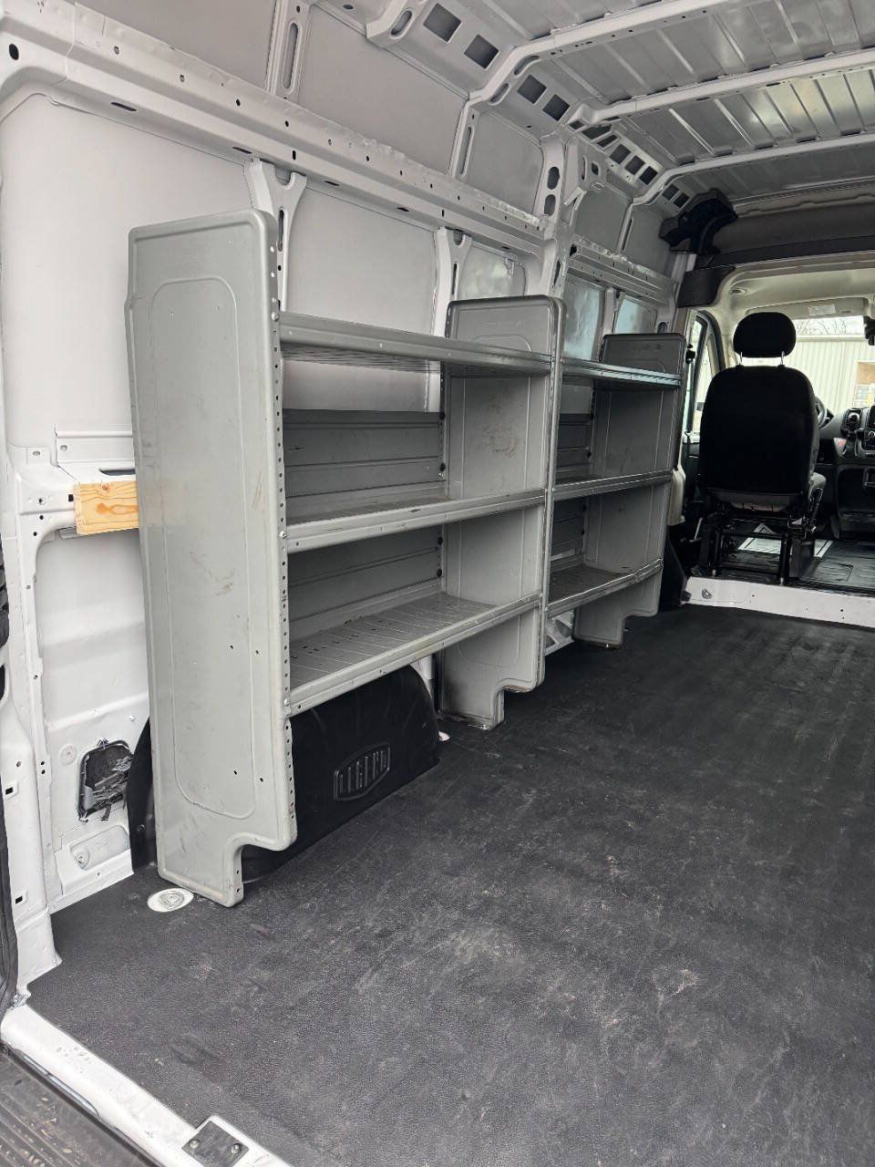 Used 2022 RAM ProMaster 2500 FWD image 10