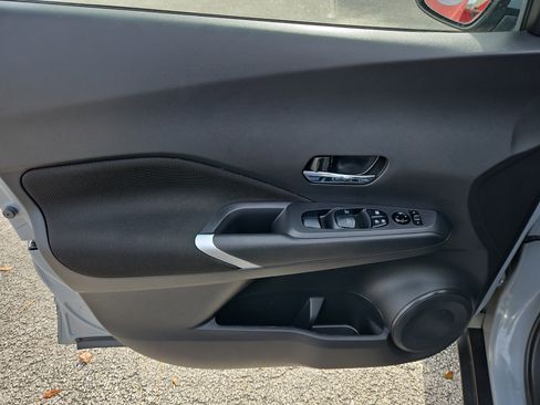 Used 2022 Nissan Kicks SV image 13