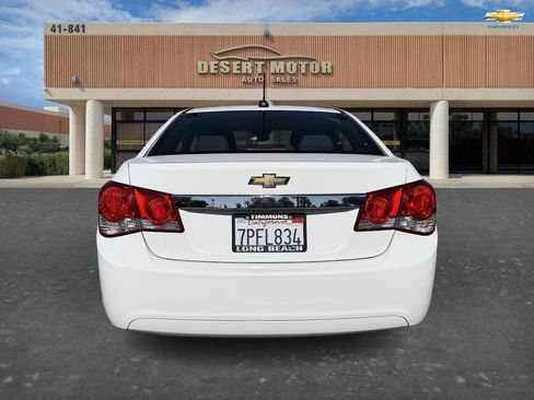 Used 2016 Chevrolet Cruze LT FWD image 7