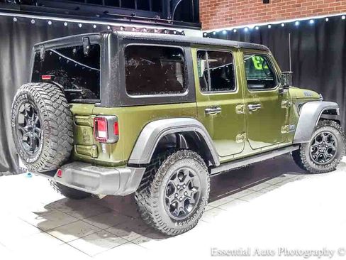 Used 2023 Jeep Wrangler Unlimited w/ Convenience Group AWD/4WD image 9