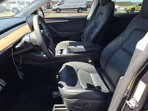 Used 2024 Tesla Model Y Performance AWD/4WD image 6