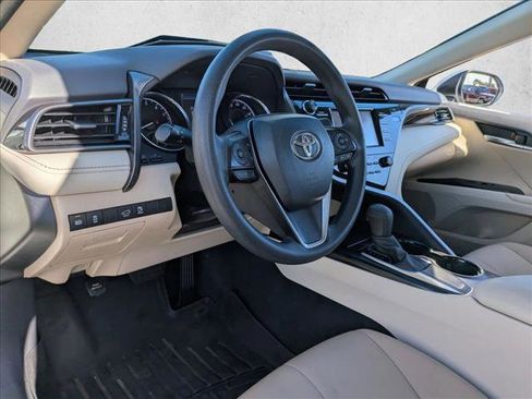 Certified 2020 Toyota Camry LE image 10