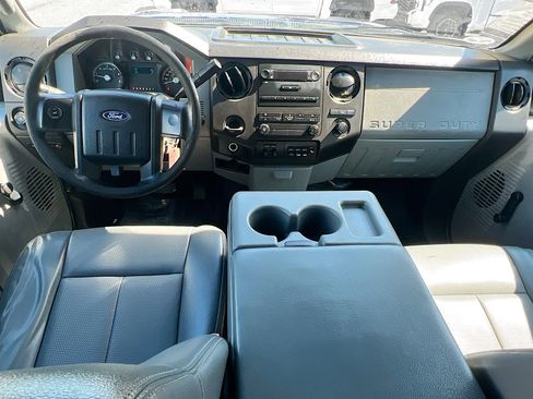 Used 2016 Ford F450 XL w/ Snow Plow Prep Package image 29