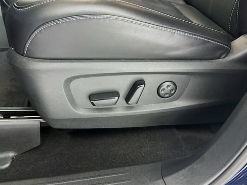 Used 2025 INFINITI QX60 Luxe image 19