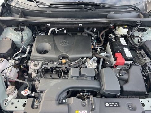 Used 2022 Toyota RAV4 XLE image 27