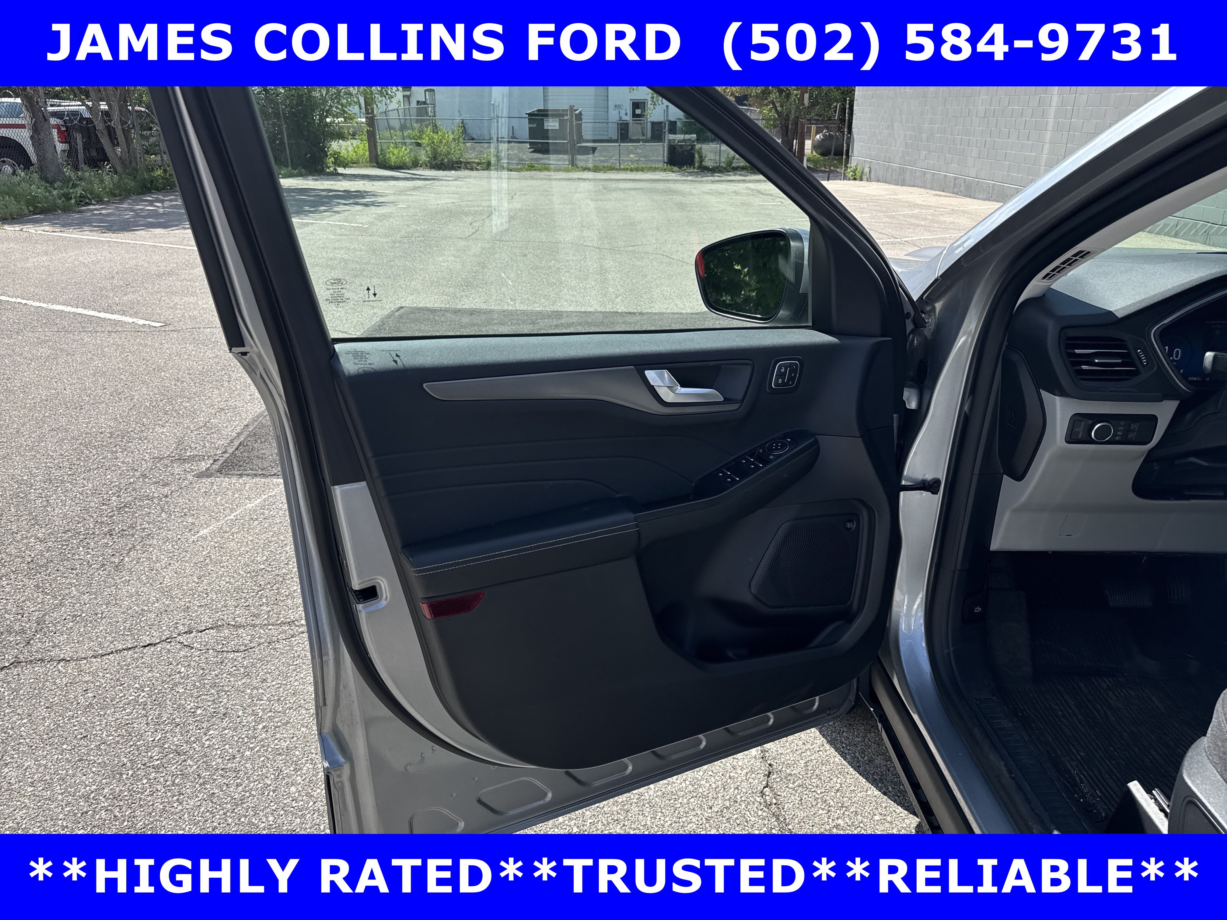 Used 2024 Ford Escape Active w/ Tech Pack #2 AWD/4WD image 12