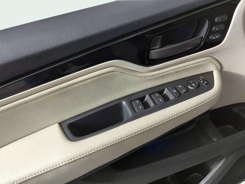 Certified 2025 Honda Odyssey Touring image 16